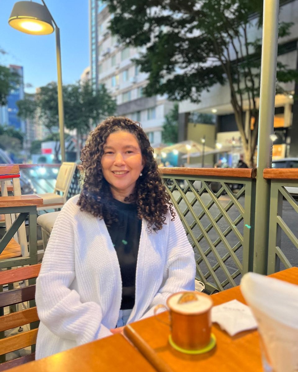 Viviane Marcilheta Morais Oliveira